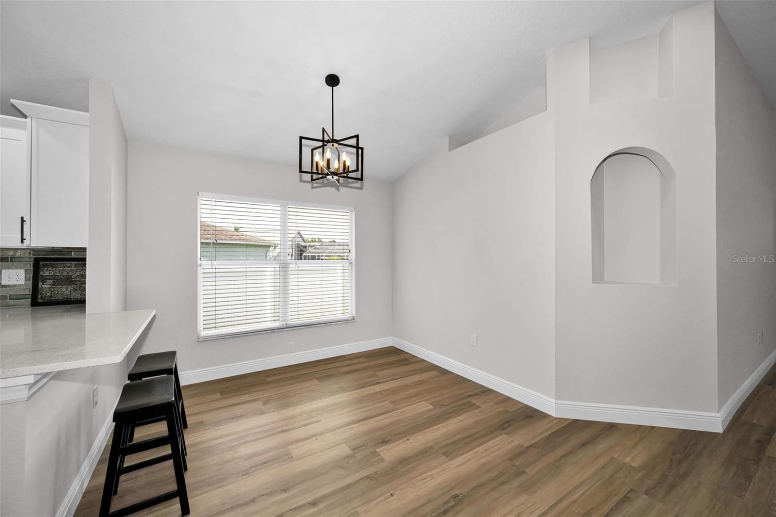25427 Seven Rivers Cir Property Photo 15