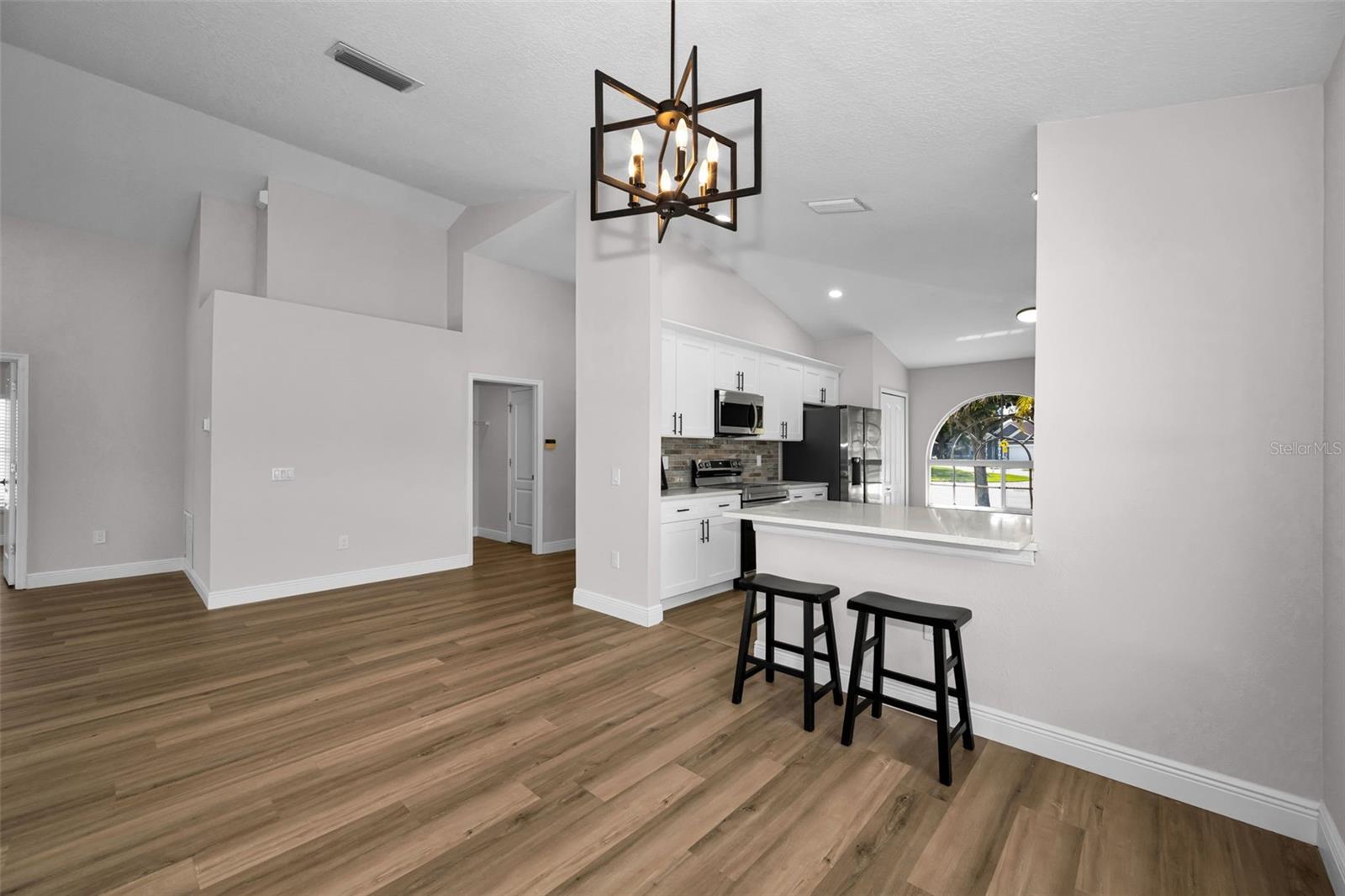 25427 Seven Rivers Cir Property Photo 17