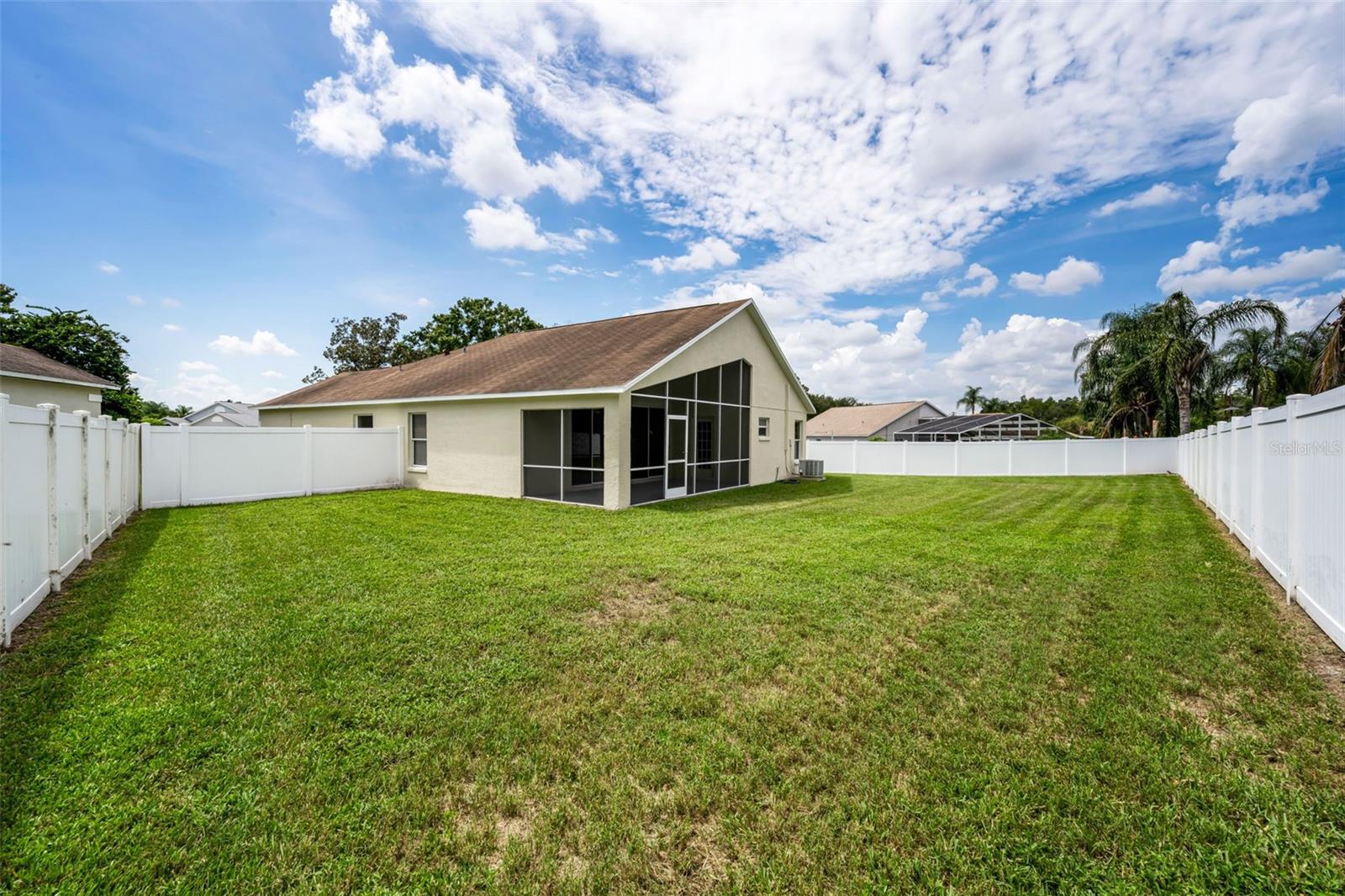 25427 Seven Rivers Cir Property Photo 68