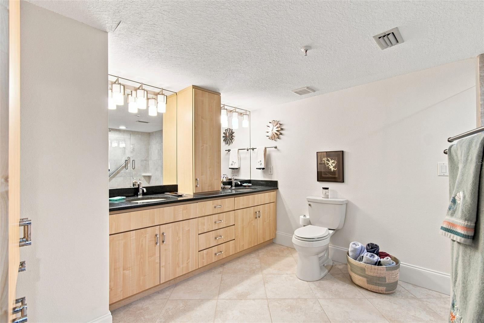 1586 Gulf Blvd #2103 Property Photo 10