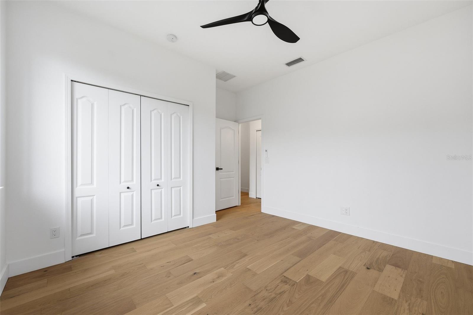 10534 Bermuda Isle Dr Property Photo 32