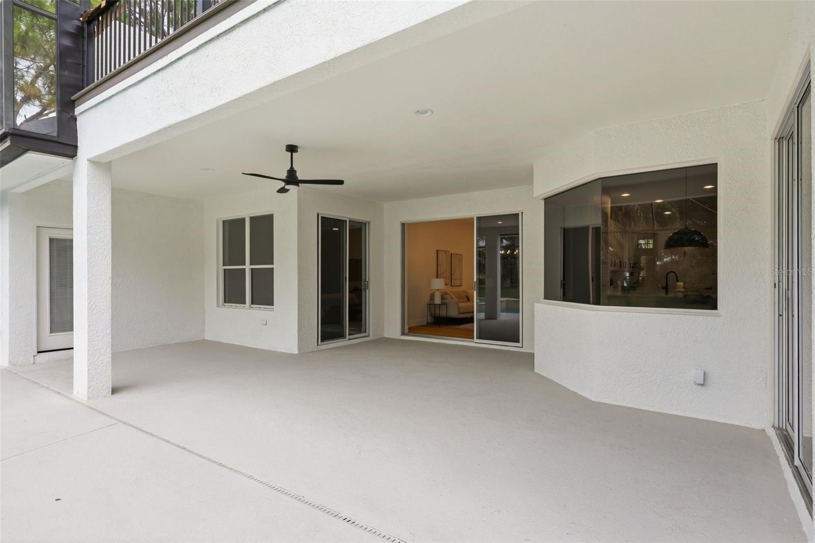 10534 Bermuda Isle Dr Property Photo 37