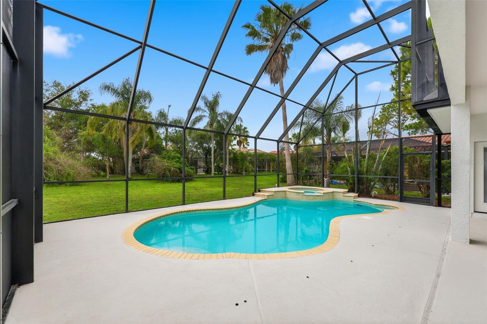 10534 Bermuda Isle Dr Property Photo 38