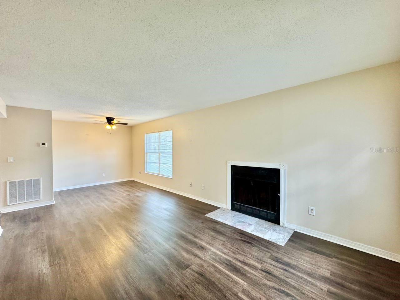 3948 Tumble Wood Trl #103 Property Photo 4