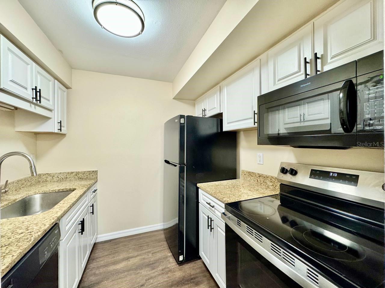 3948 Tumble Wood Trl #103 Property Photo 10