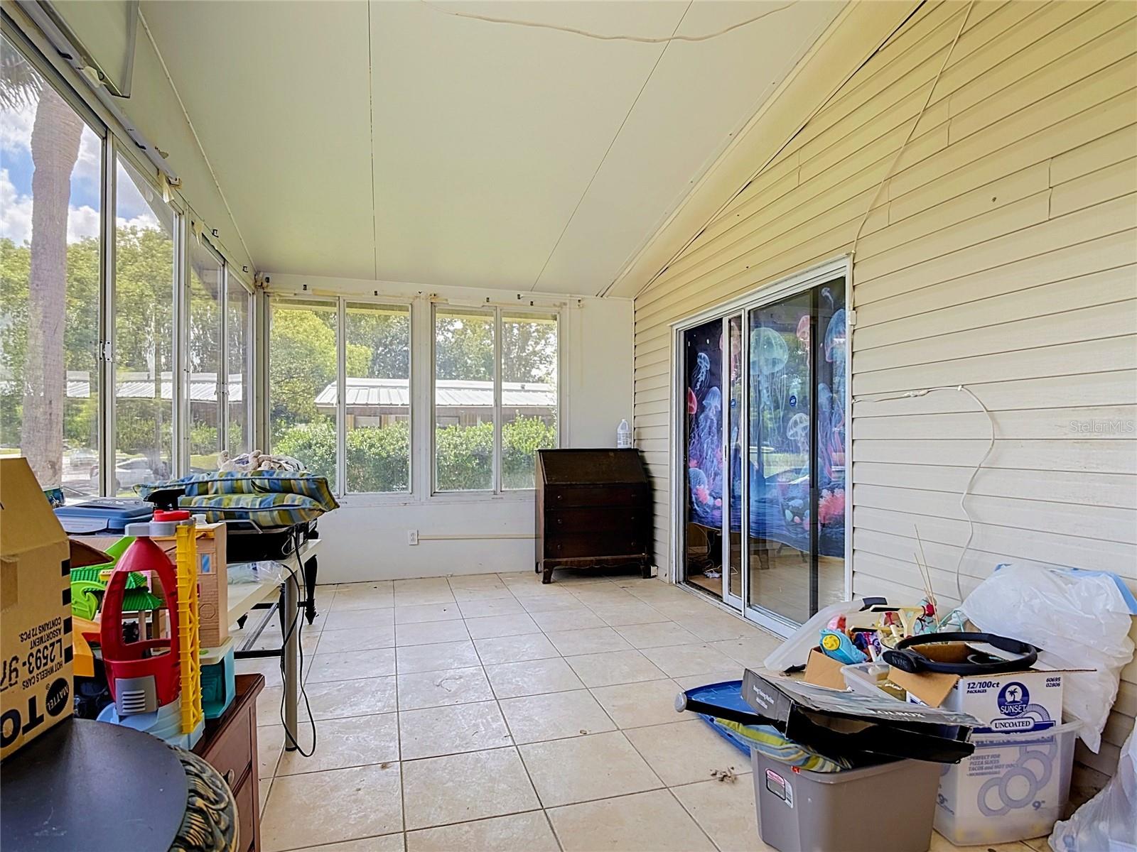 2614 Mc Daniel Dr Property Photo 20