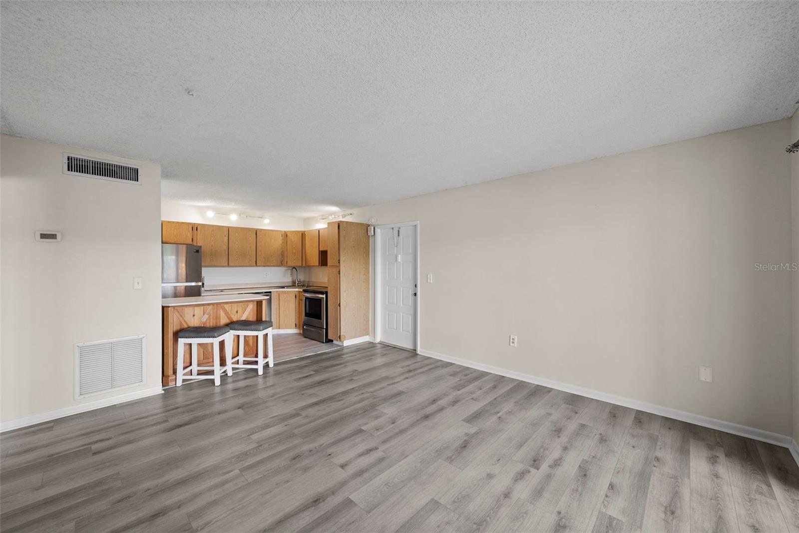 1423 Pine Glen Ln #c1 Property Photo 3