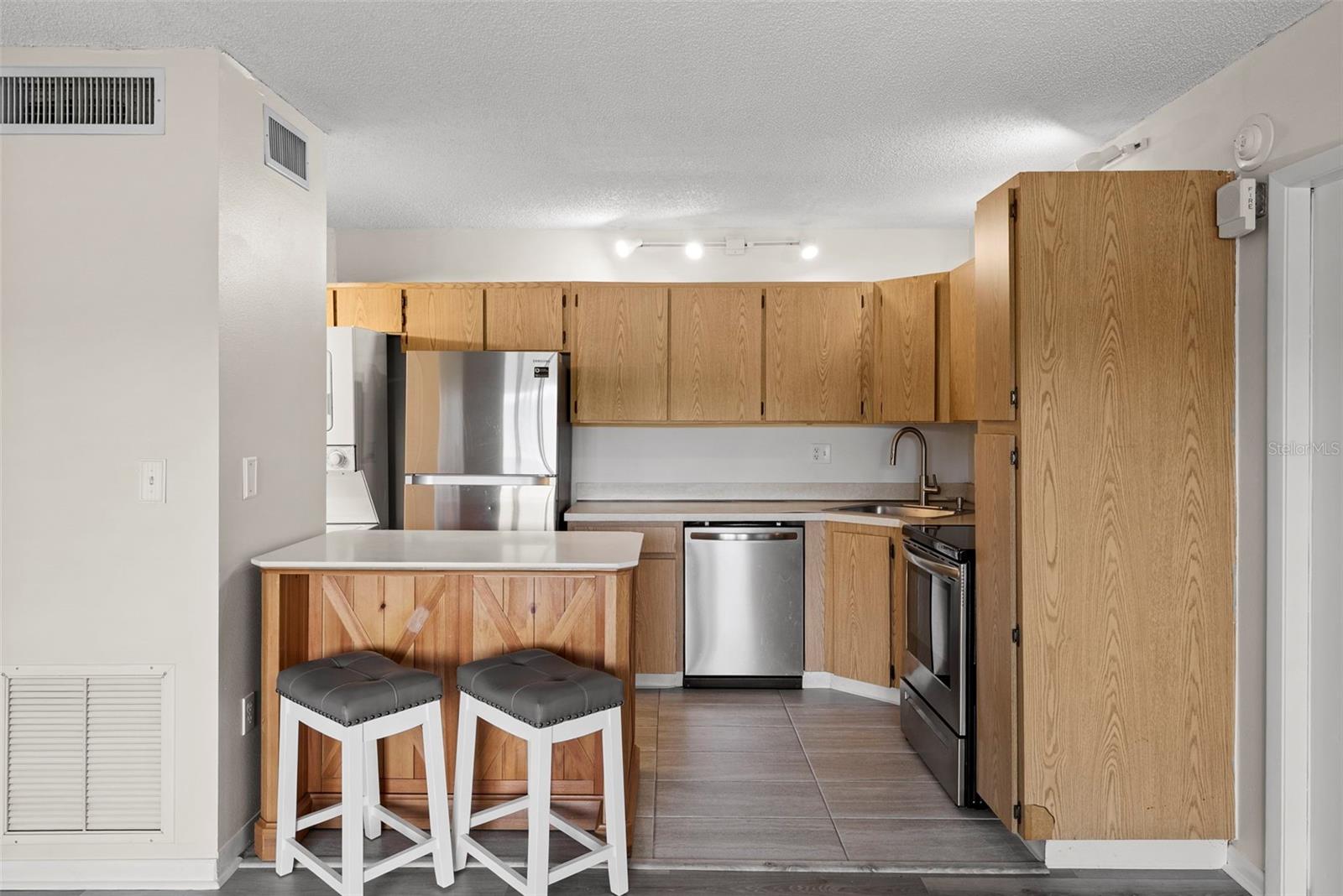 1423 Pine Glen Ln #c1 Property Photo 6
