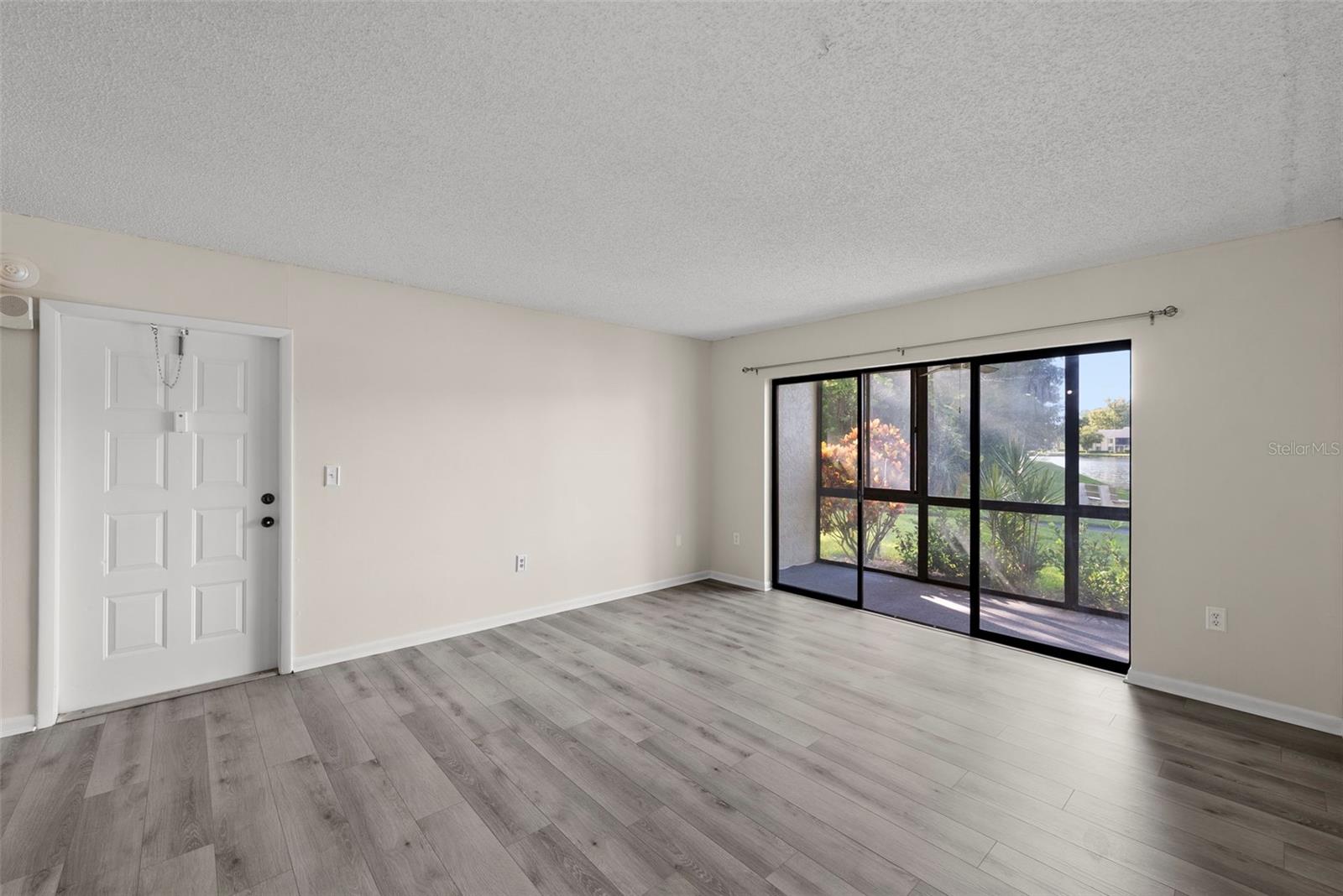 1423 Pine Glen Ln #c1 Property Photo 9
