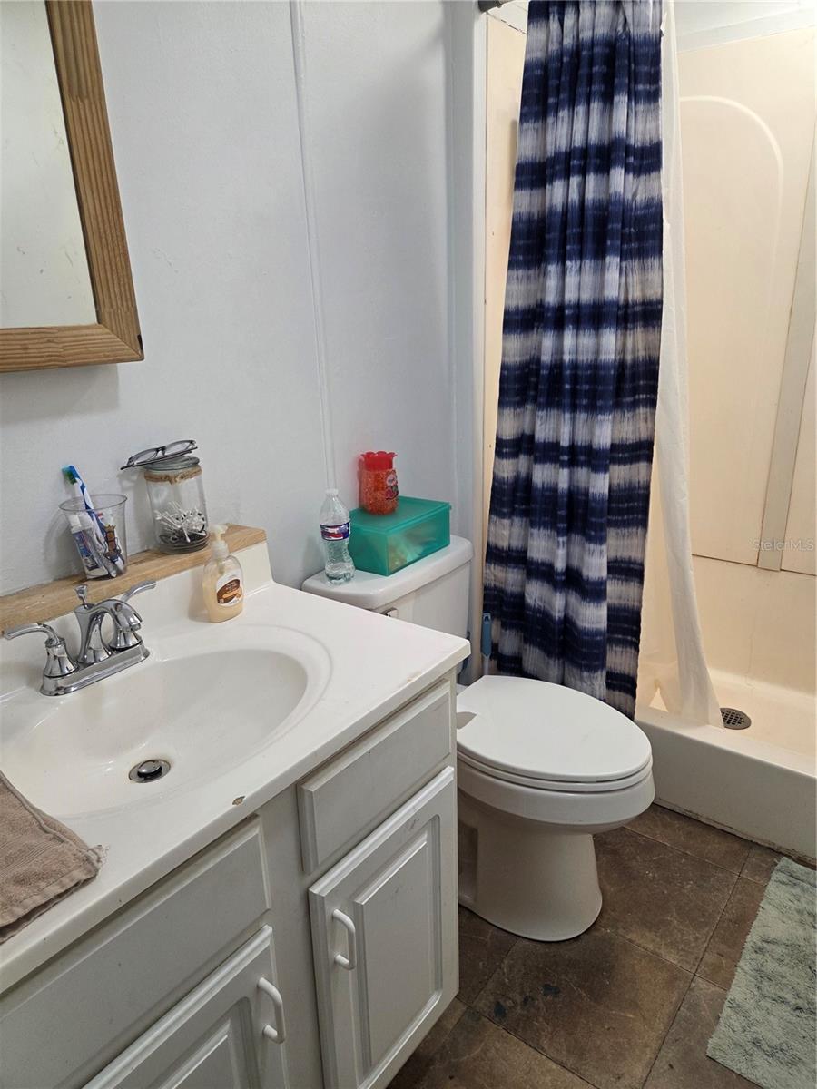 1607 Twin Lakes Blvd Property Photo 16