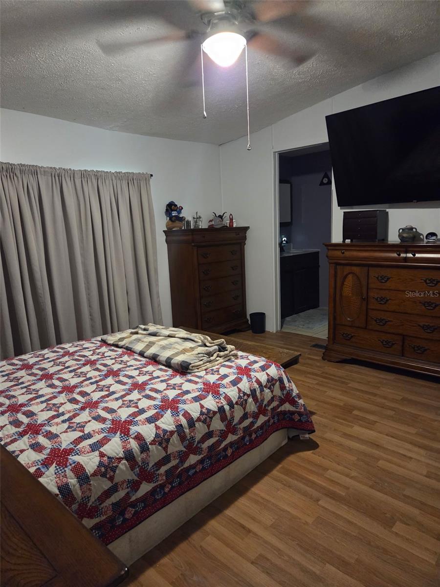 1607 Twin Lakes Blvd Property Photo 20