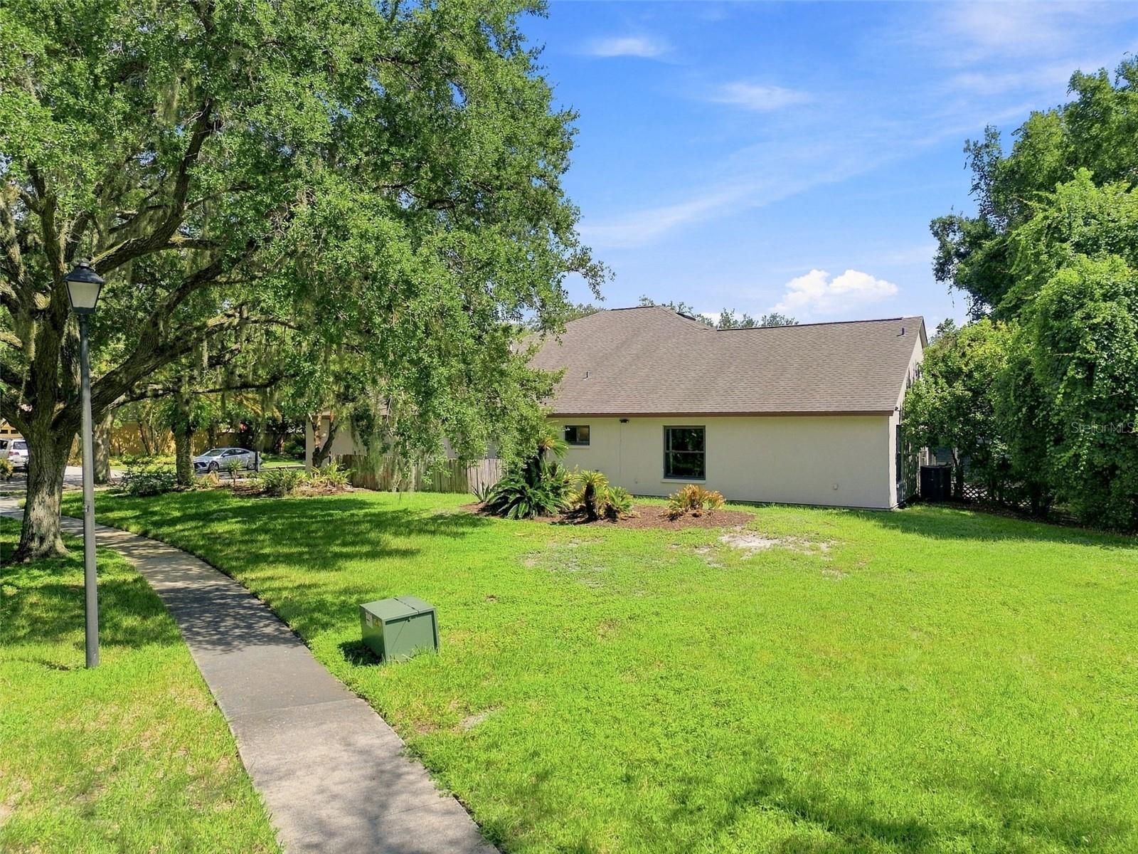 16018 Wilmington Pl Property Photo 6