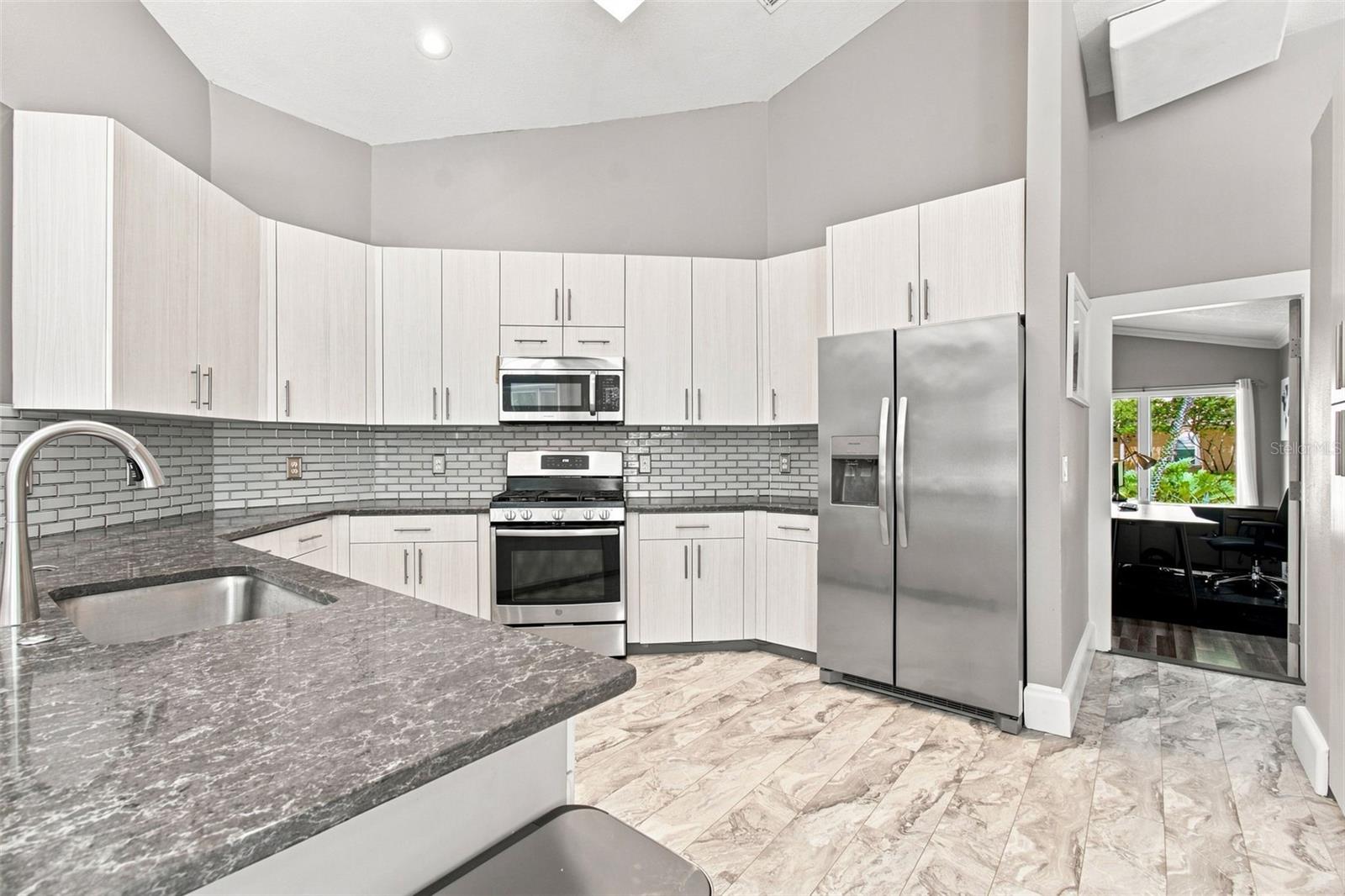 16018 Wilmington Pl Property Photo 17