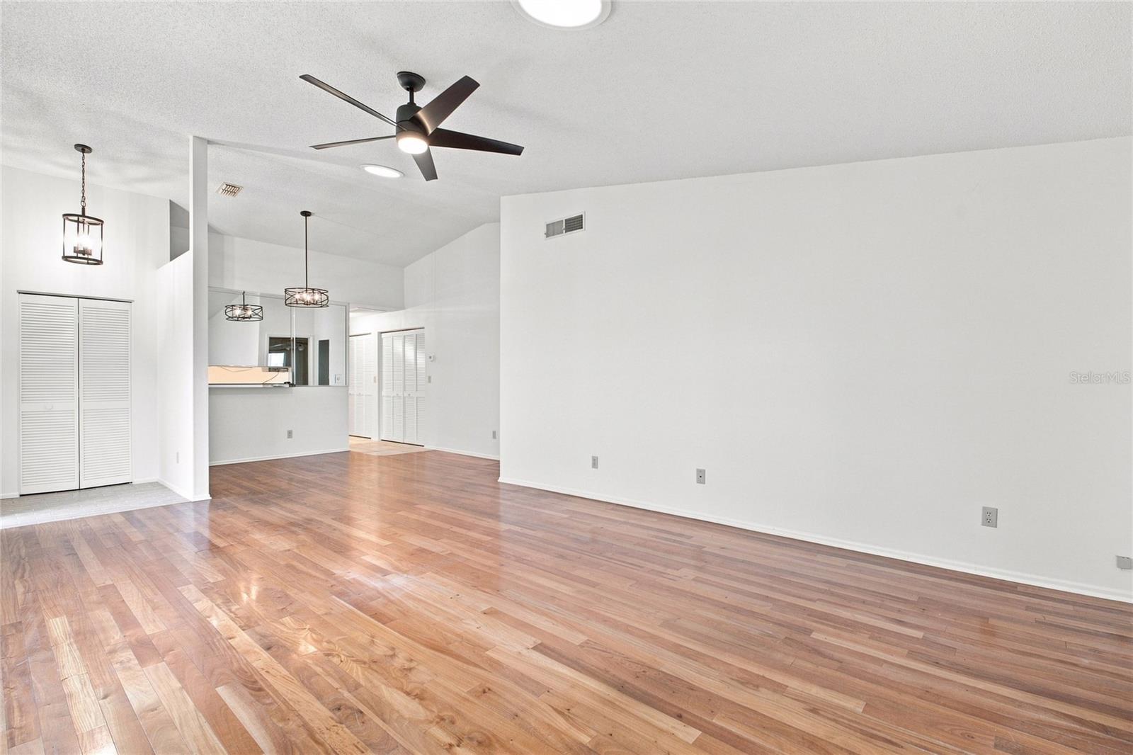 3300 Mcmath Dr Property Photo 5