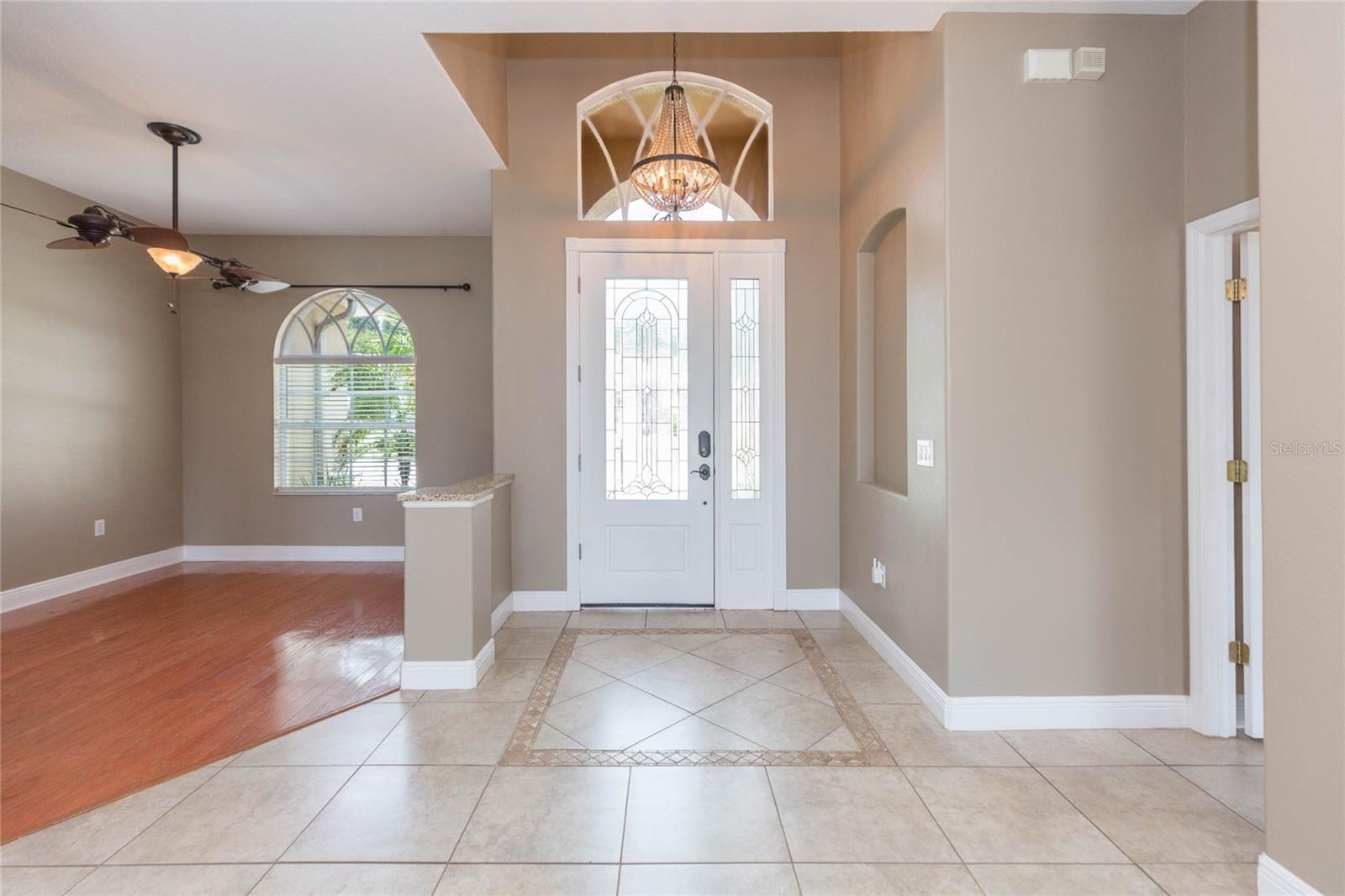 11544 Pine Hollow Way Property Photo 4