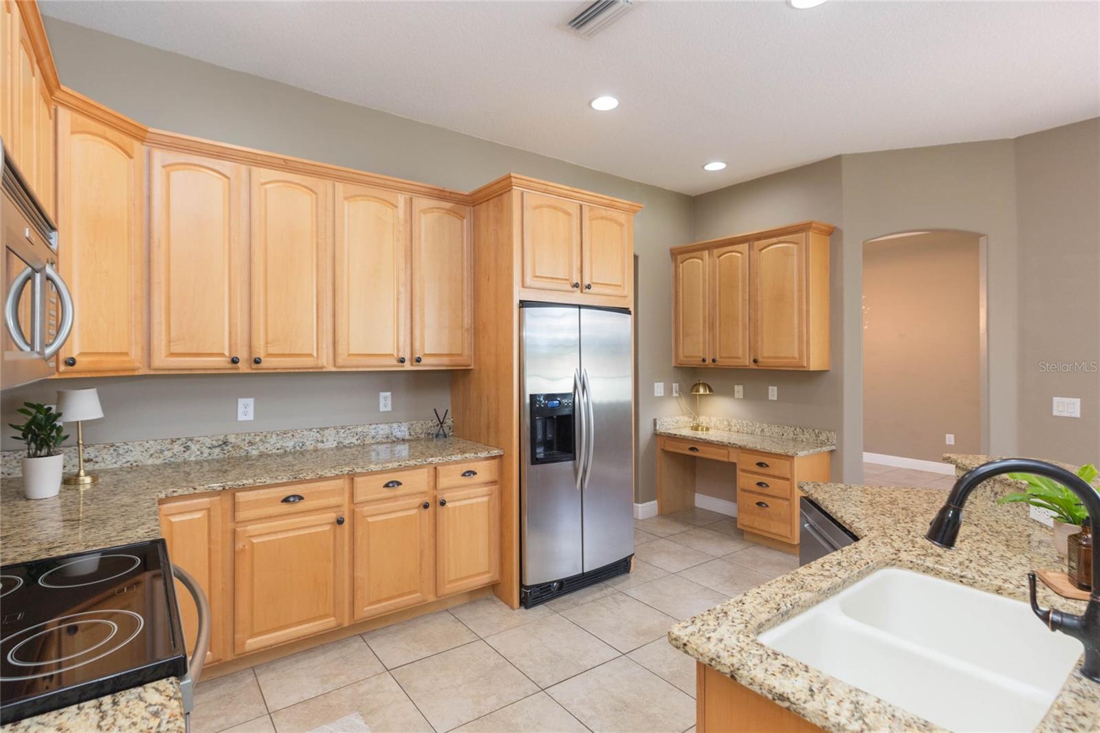 11544 Pine Hollow Way Property Photo 5