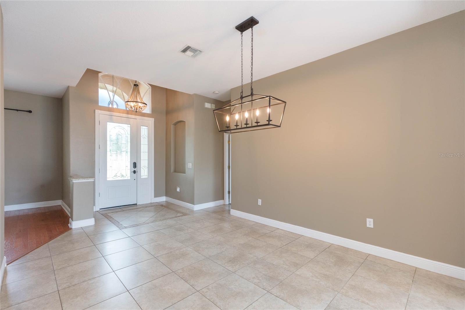 11544 Pine Hollow Way Property Photo 9