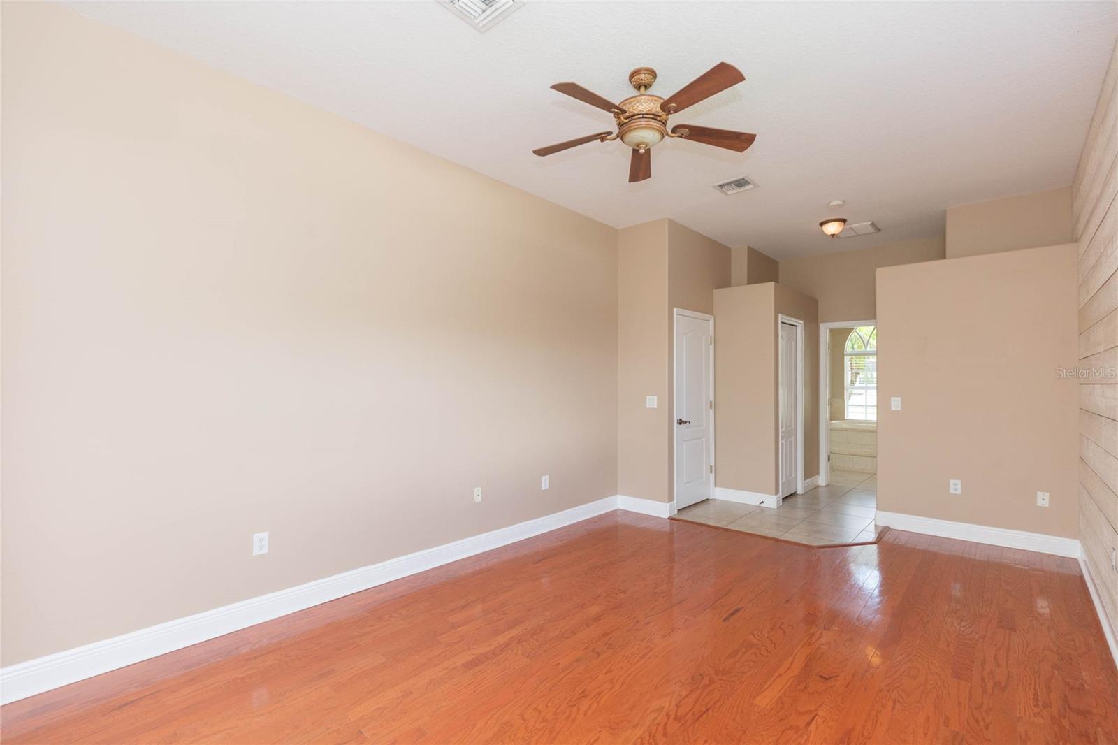 11544 Pine Hollow Way Property Photo 24