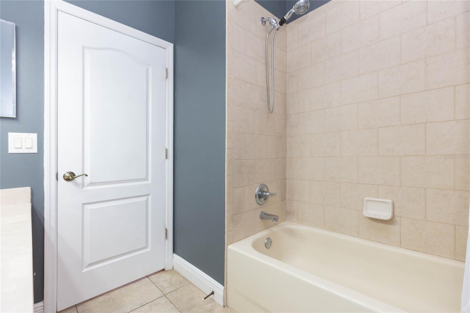 11544 Pine Hollow Way Property Photo 32