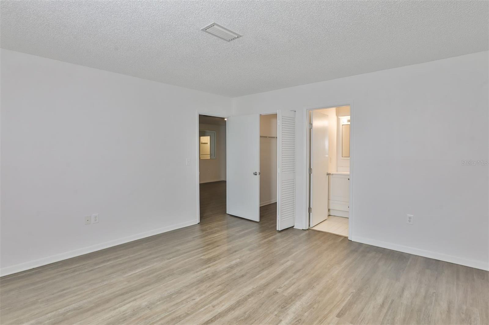 720 Palmer Ln Property Photo 17