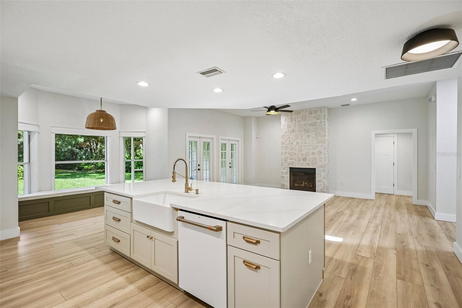 33245 Mandrake Rd Property Photo 11