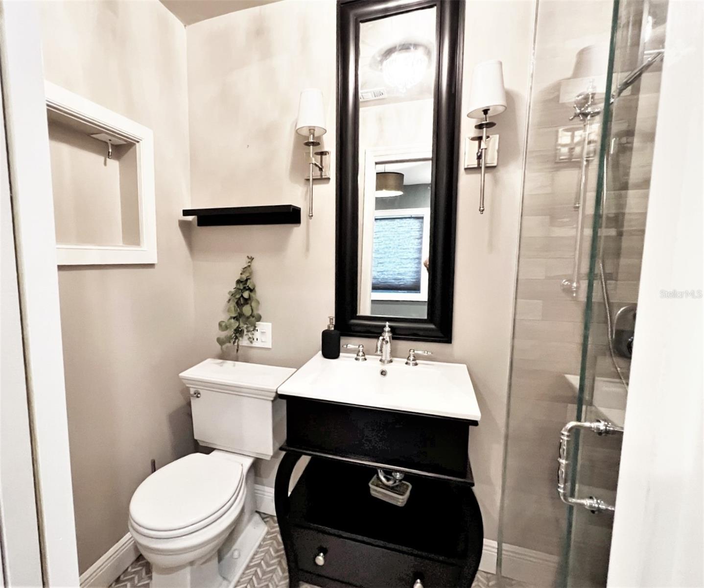 7830 46th Way N Property Photo 15