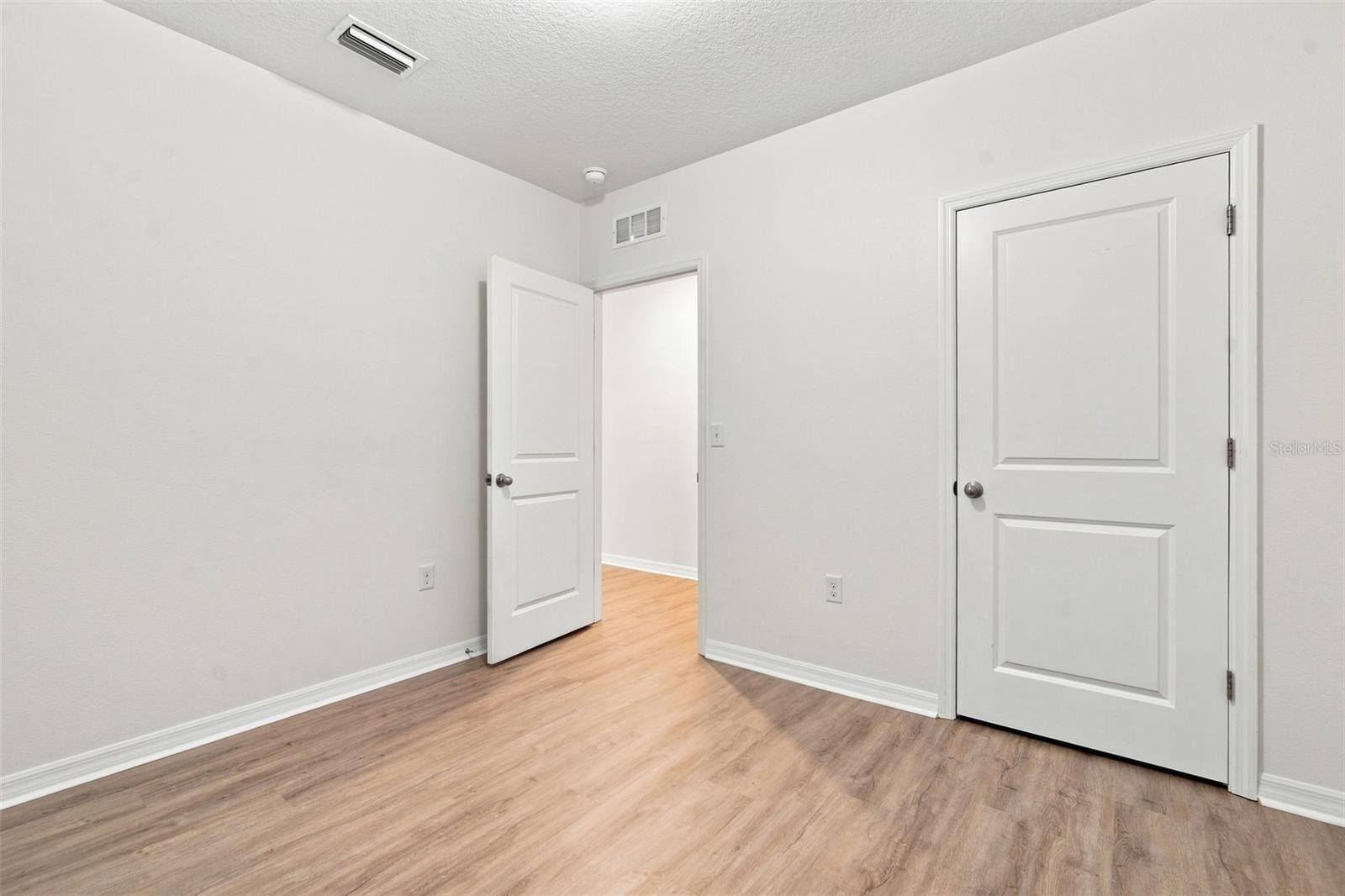 10920 Carlton Fields Dr Property Photo 8
