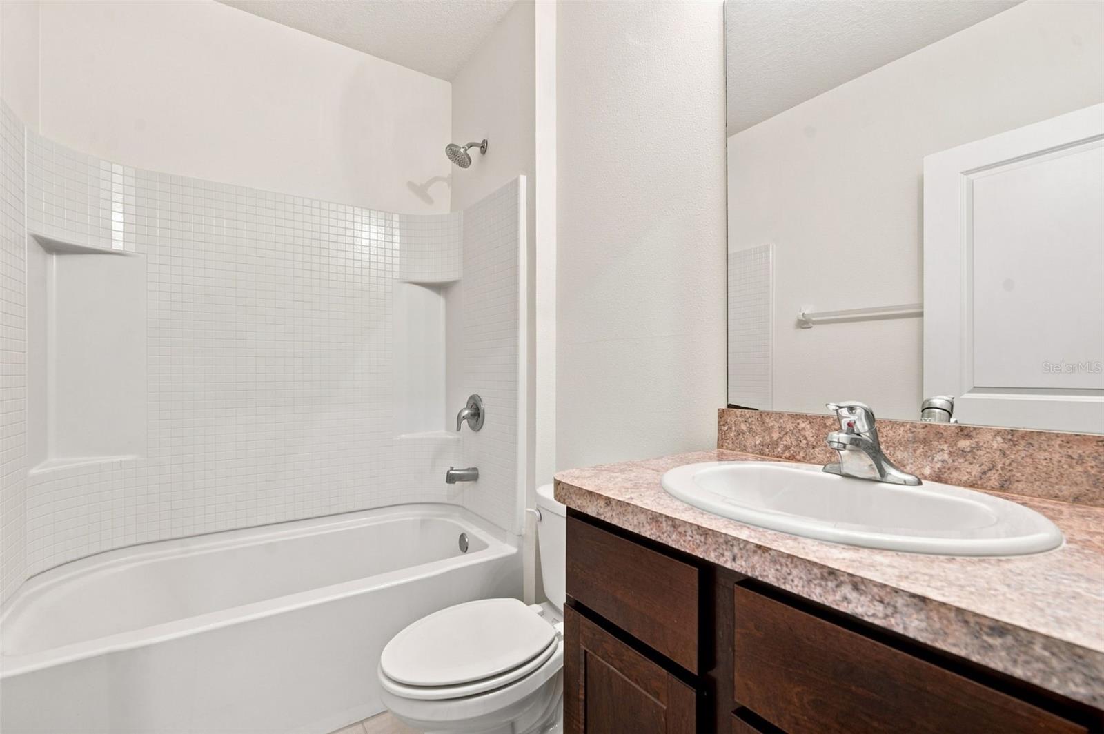 10920 Carlton Fields Dr Property Photo 9