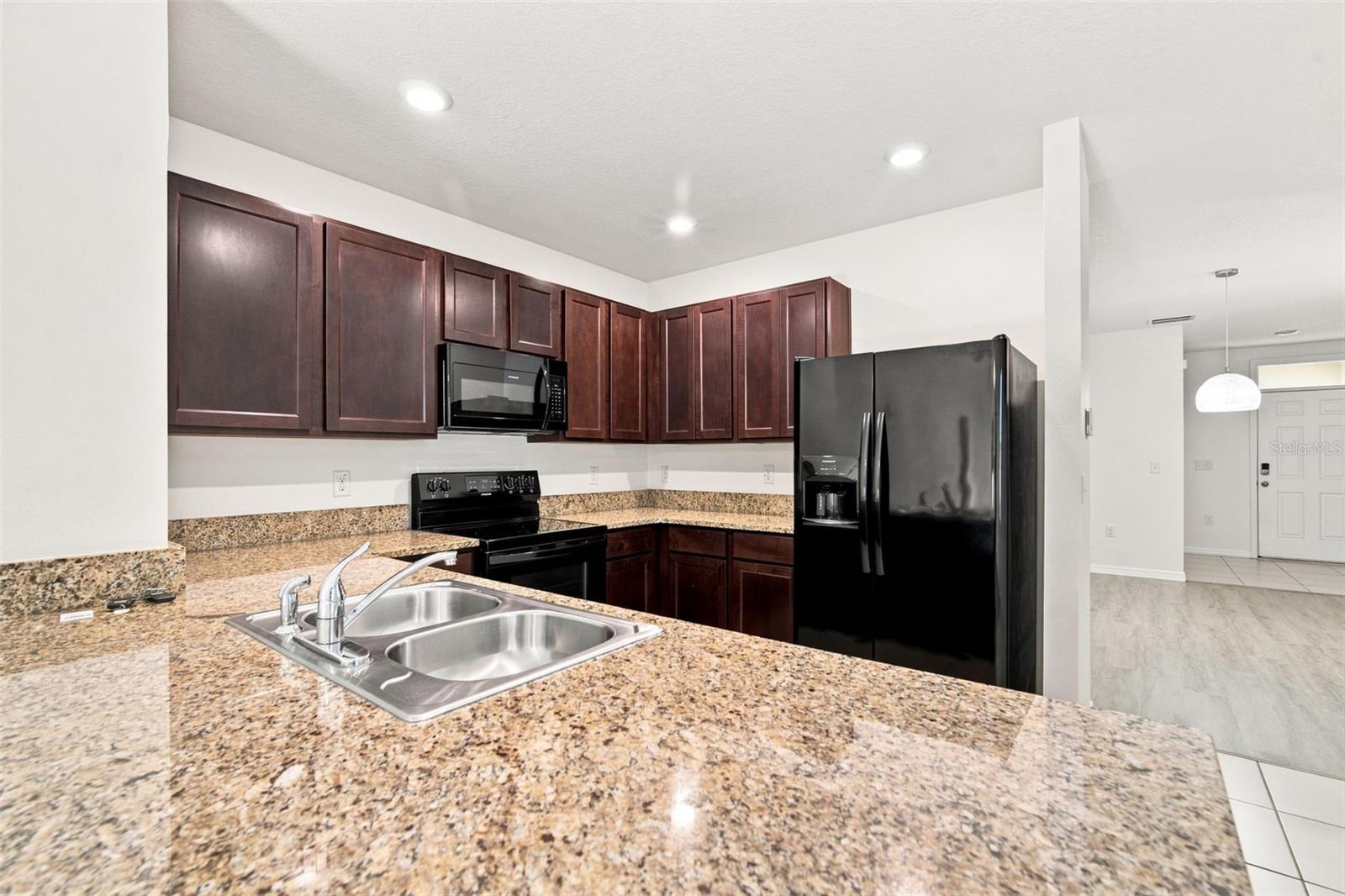10920 Carlton Fields Dr Property Photo 15