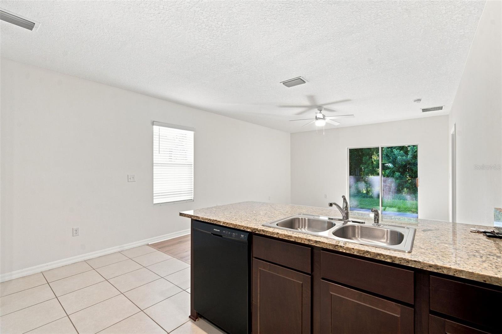 10920 Carlton Fields Dr Property Photo 17