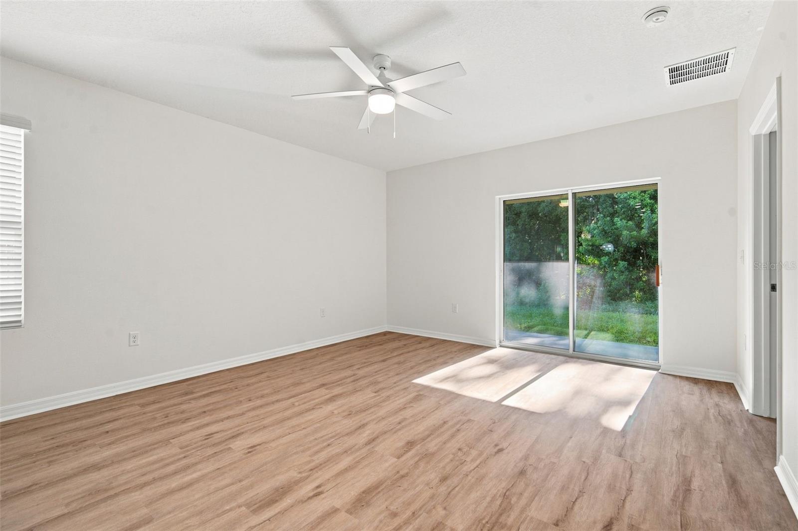 10920 Carlton Fields Dr Property Photo 21