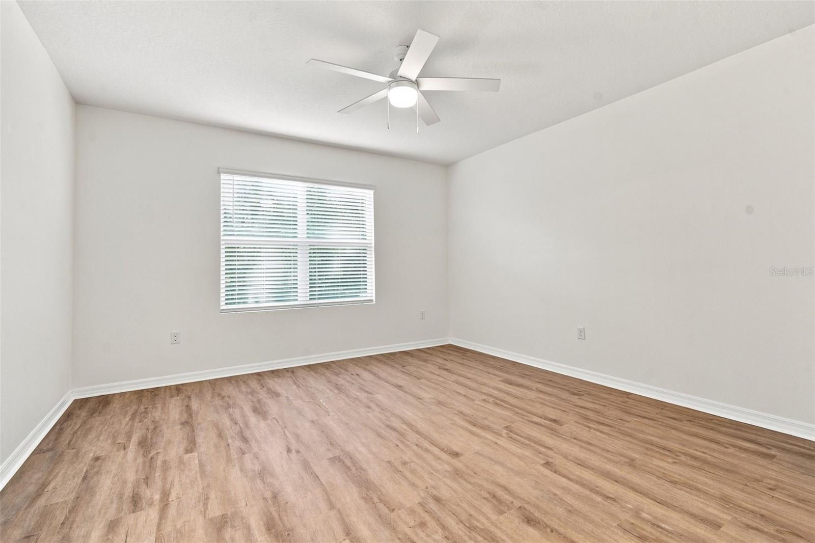 10920 Carlton Fields Dr Property Photo 24