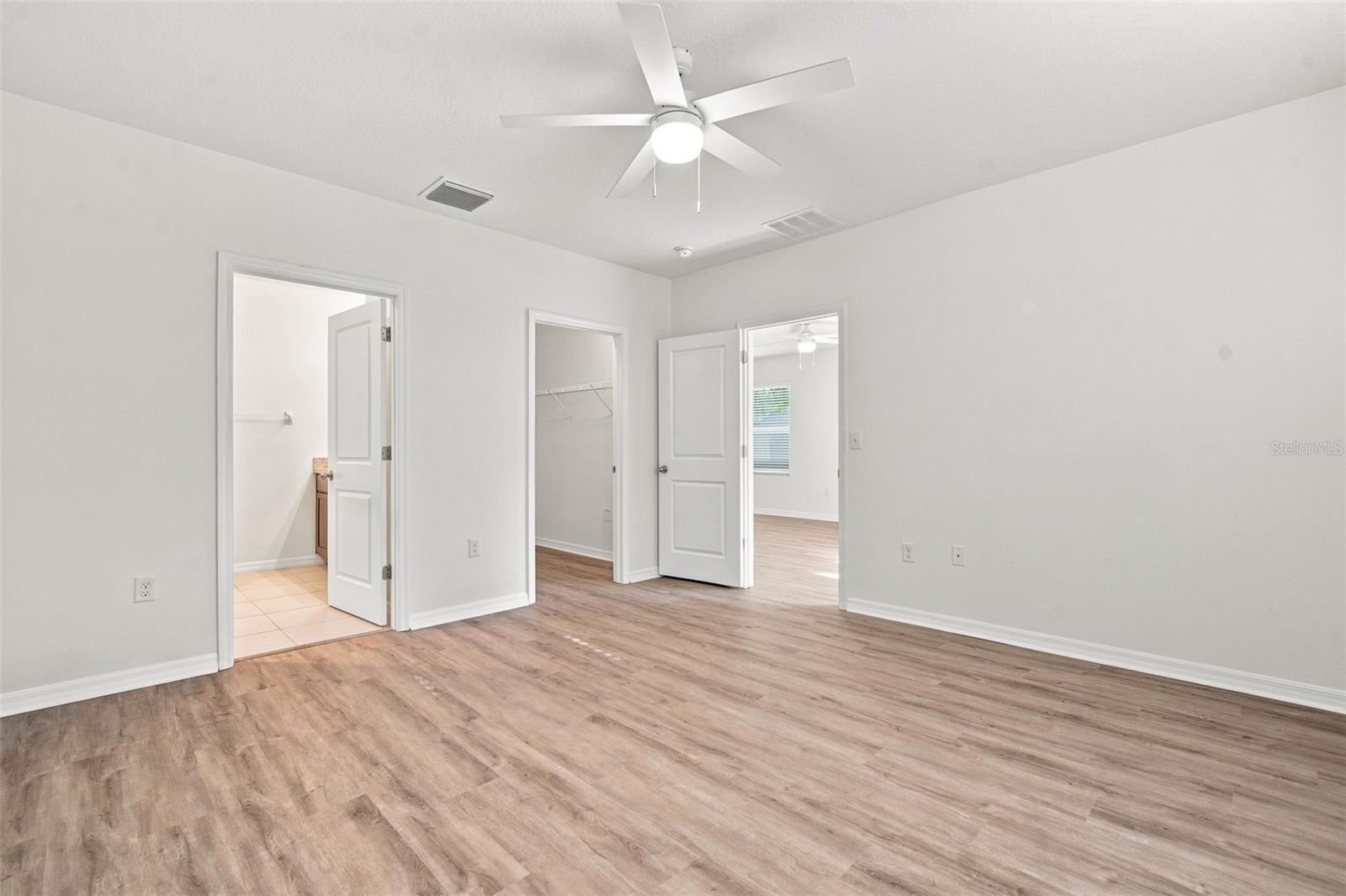10920 Carlton Fields Dr Property Photo 26