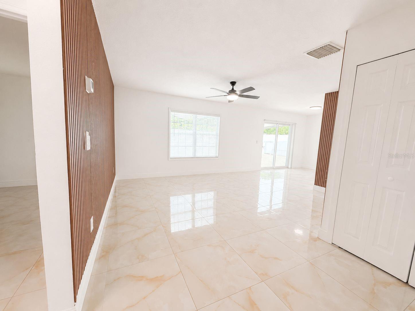 9203 Camino Villa Blvd Property Photo 2