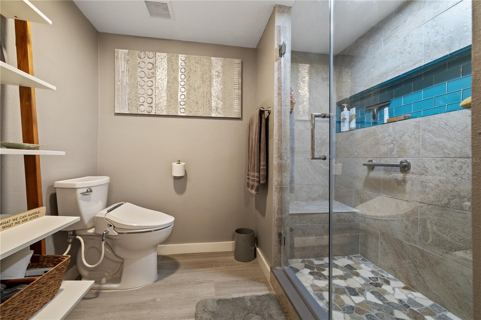 2780 N Riverside Dr #805 Property Photo 27
