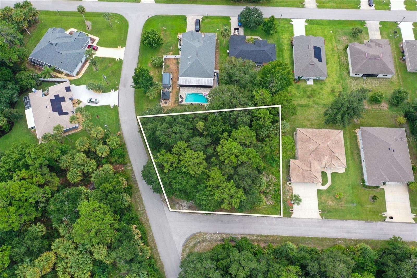 22 Lucas Ln Property Photo 2