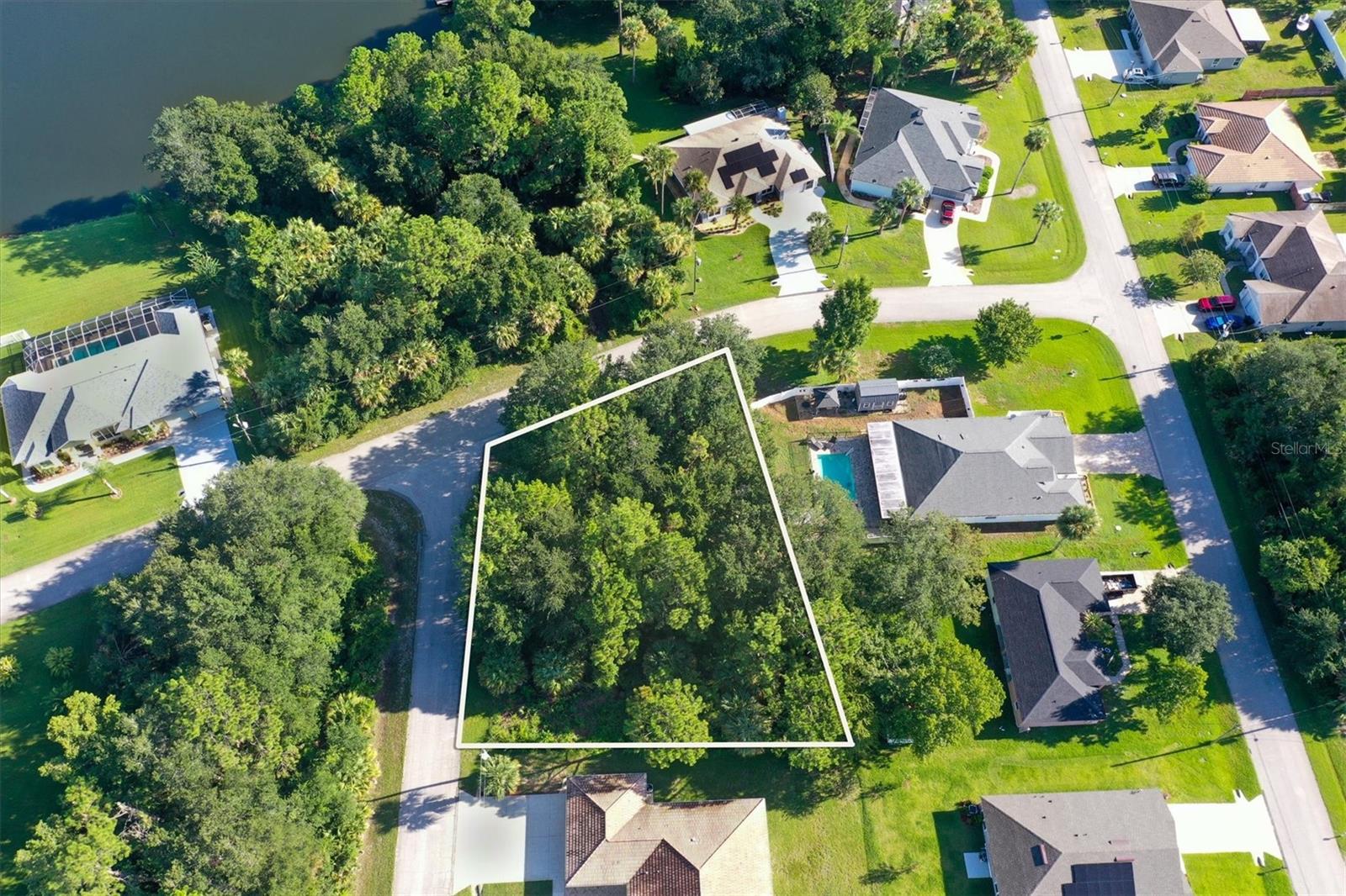 22 Lucas Ln Property Photo 4