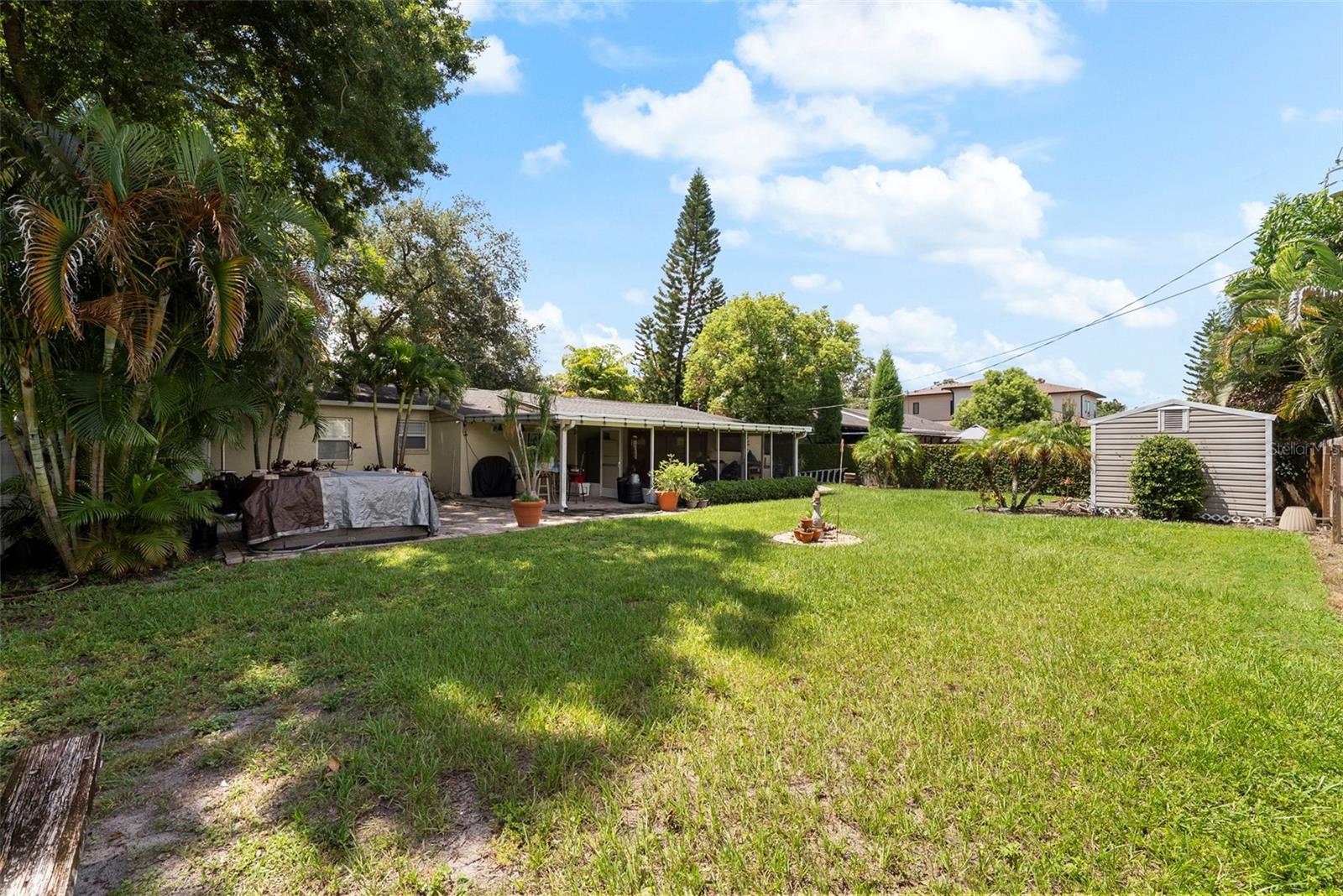 3401 W Sevilla St Property Photo 6