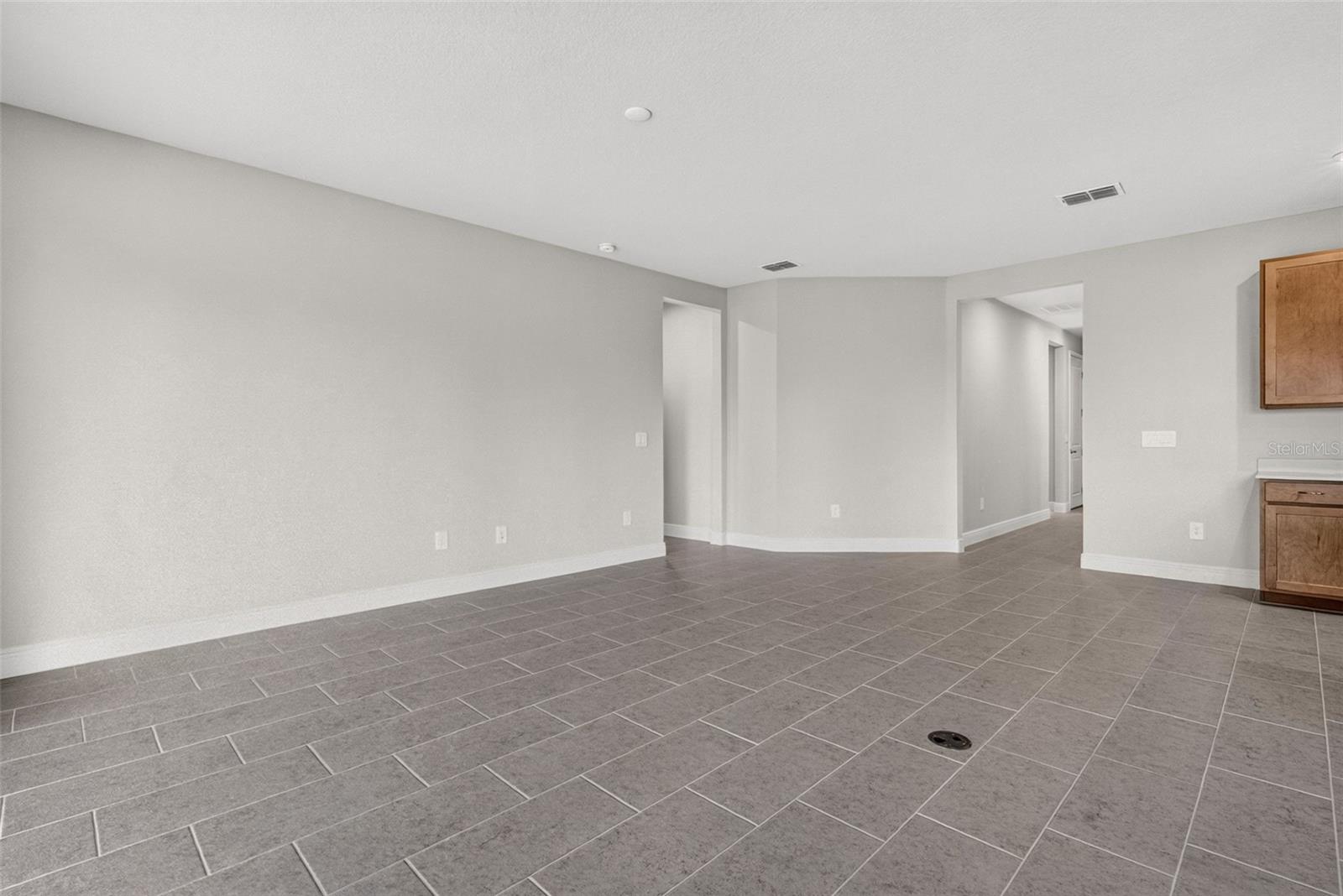 12443 49th St E Property Photo 14