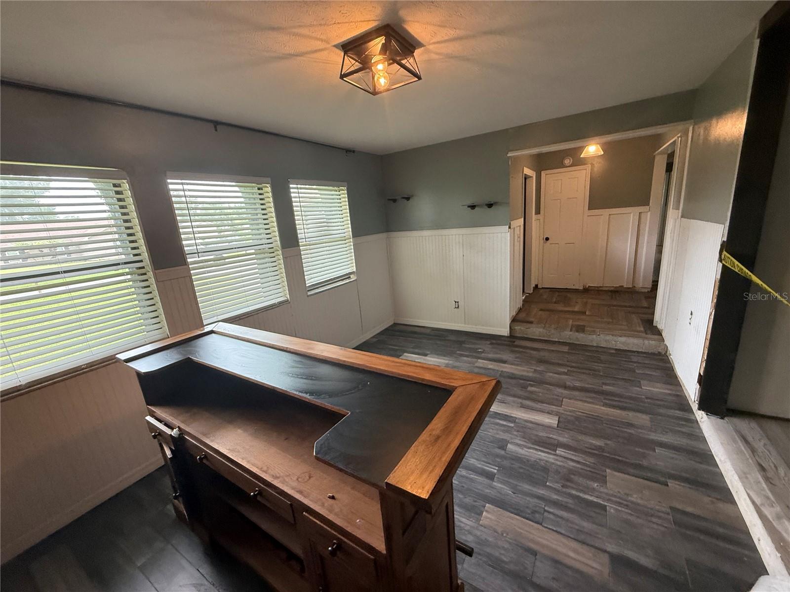 1806 N Waterman Dr Property Photo 3