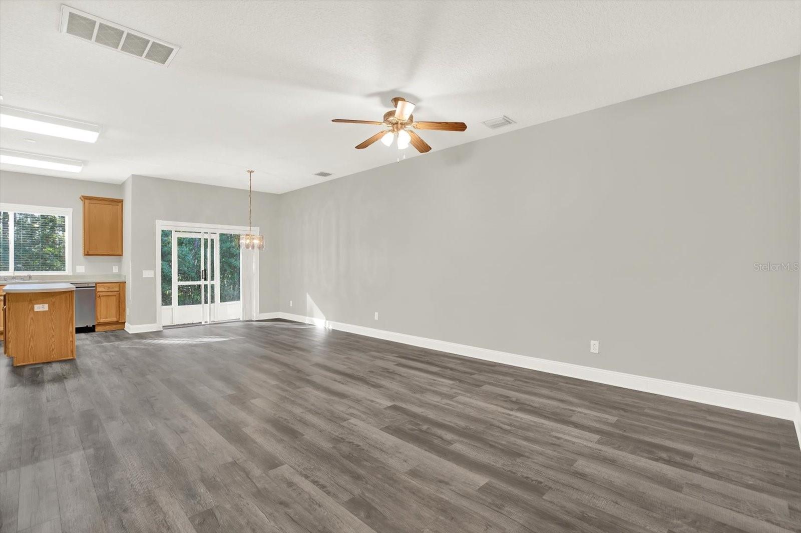 17454 Stinchar Dr Property Photo 2