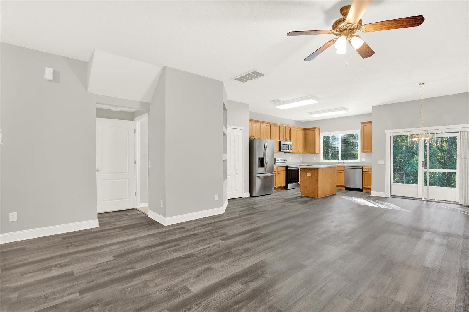 17454 Stinchar Dr Property Photo 3