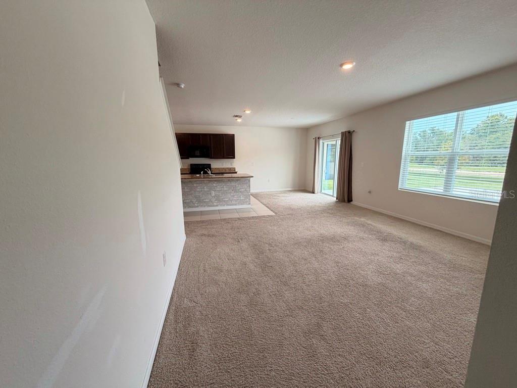 7060 Silverado Ranch Blvd Property Photo 7