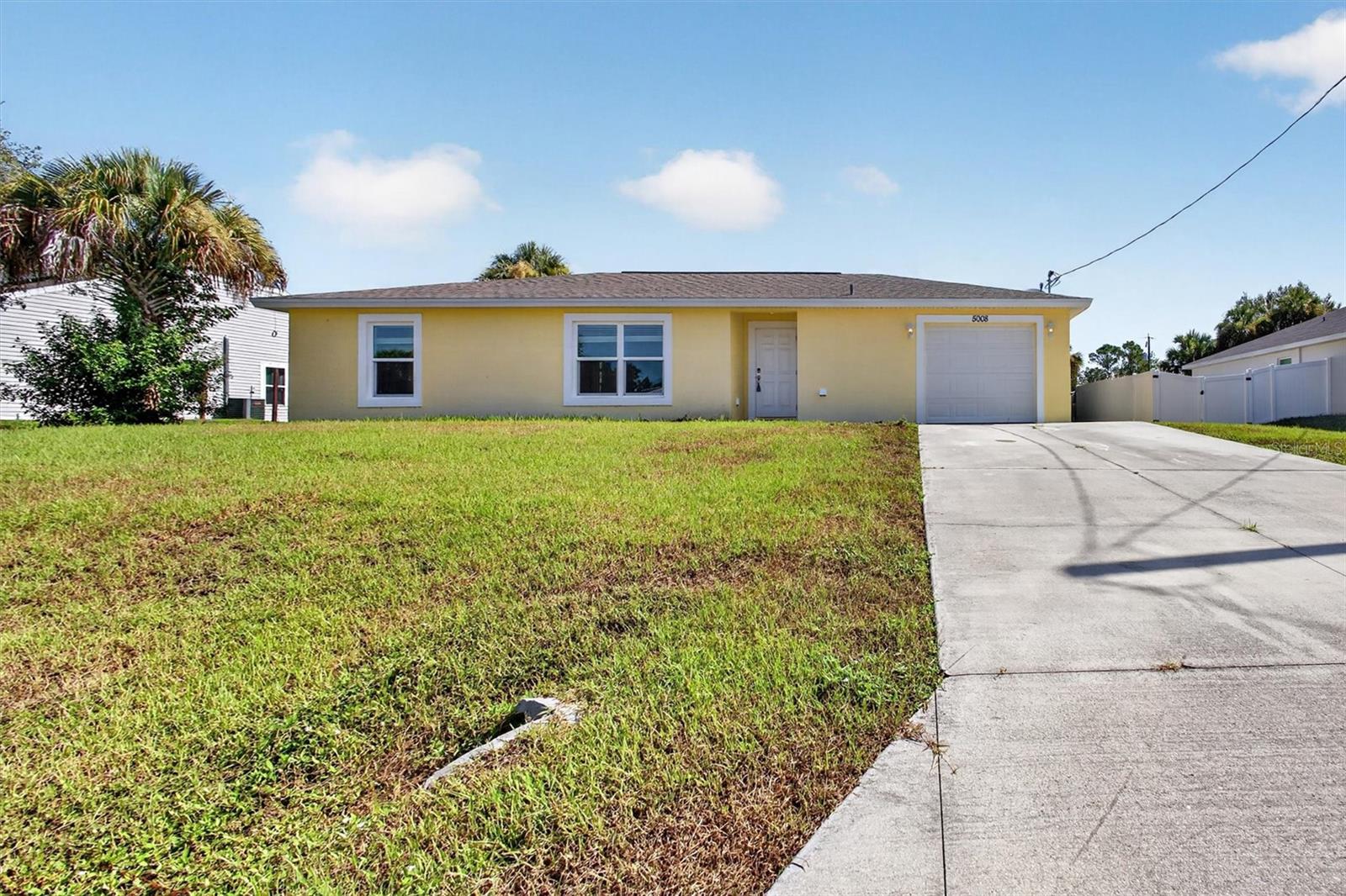 5008 S OBISPO CIR Property Photo 1