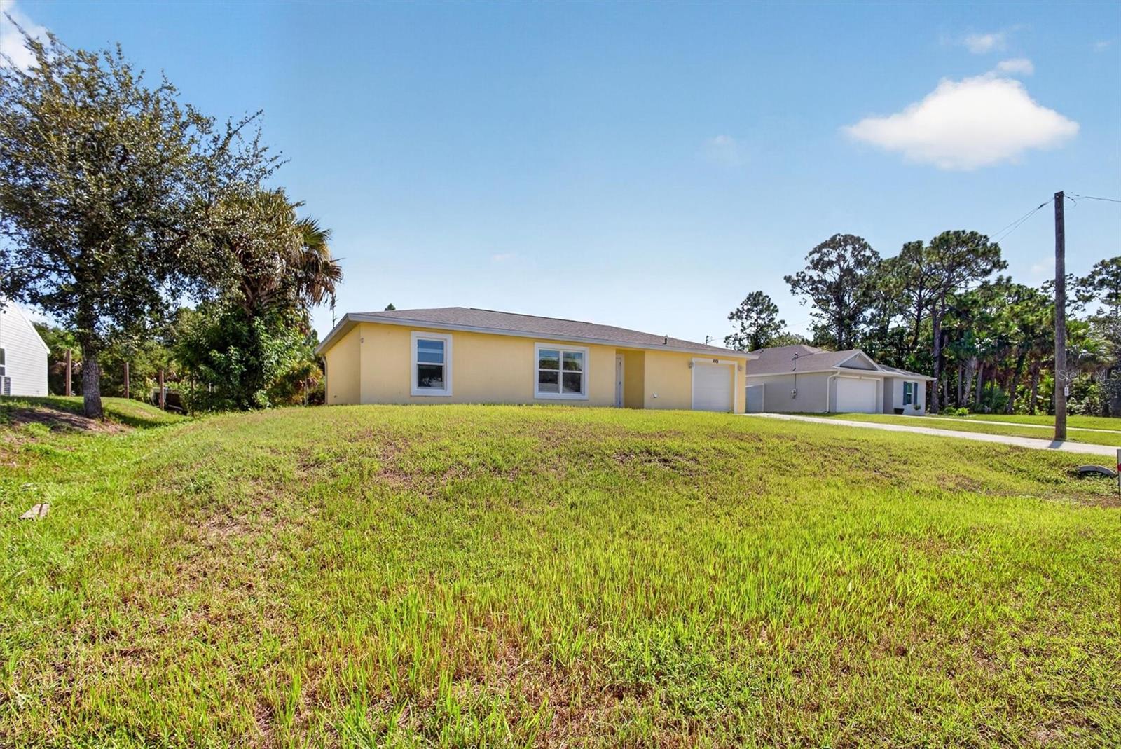 5008 S Obispo Cir Property Photo 3