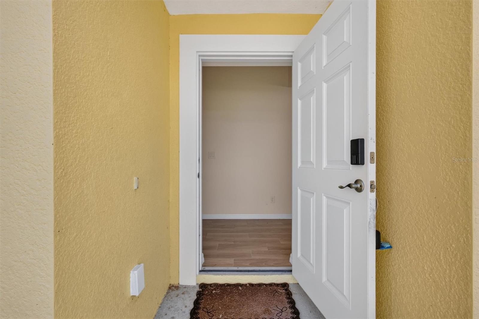 5008 S Obispo Cir Property Photo 6
