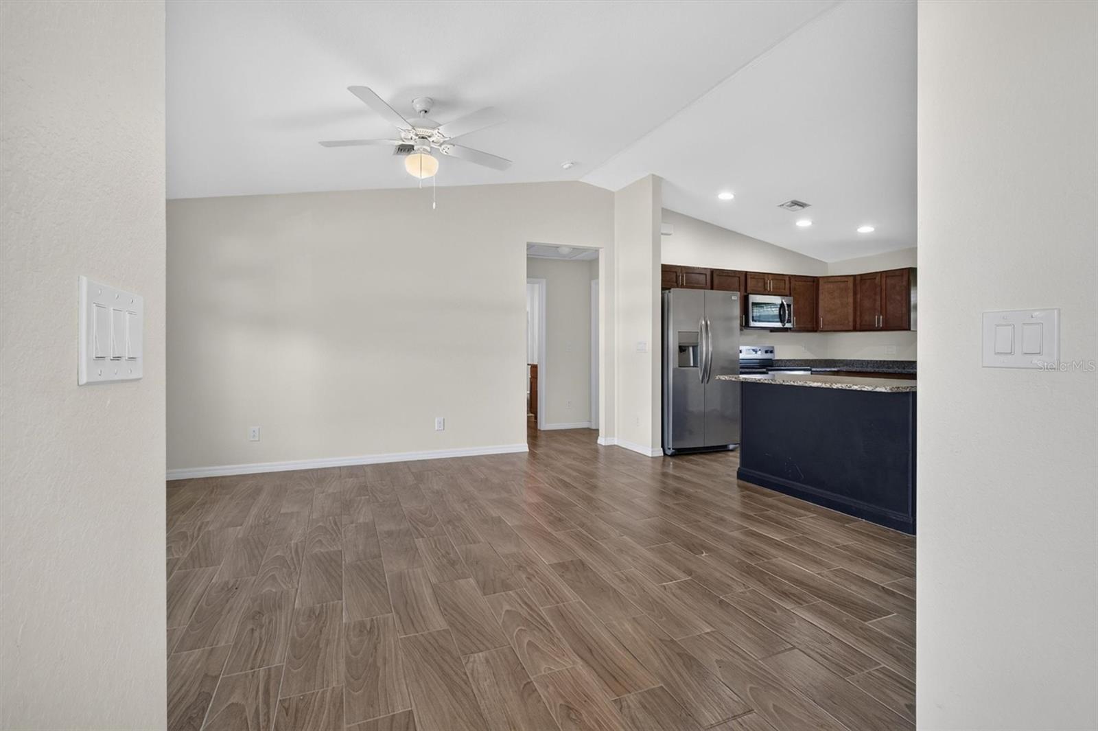5008 S Obispo Cir Property Photo 8