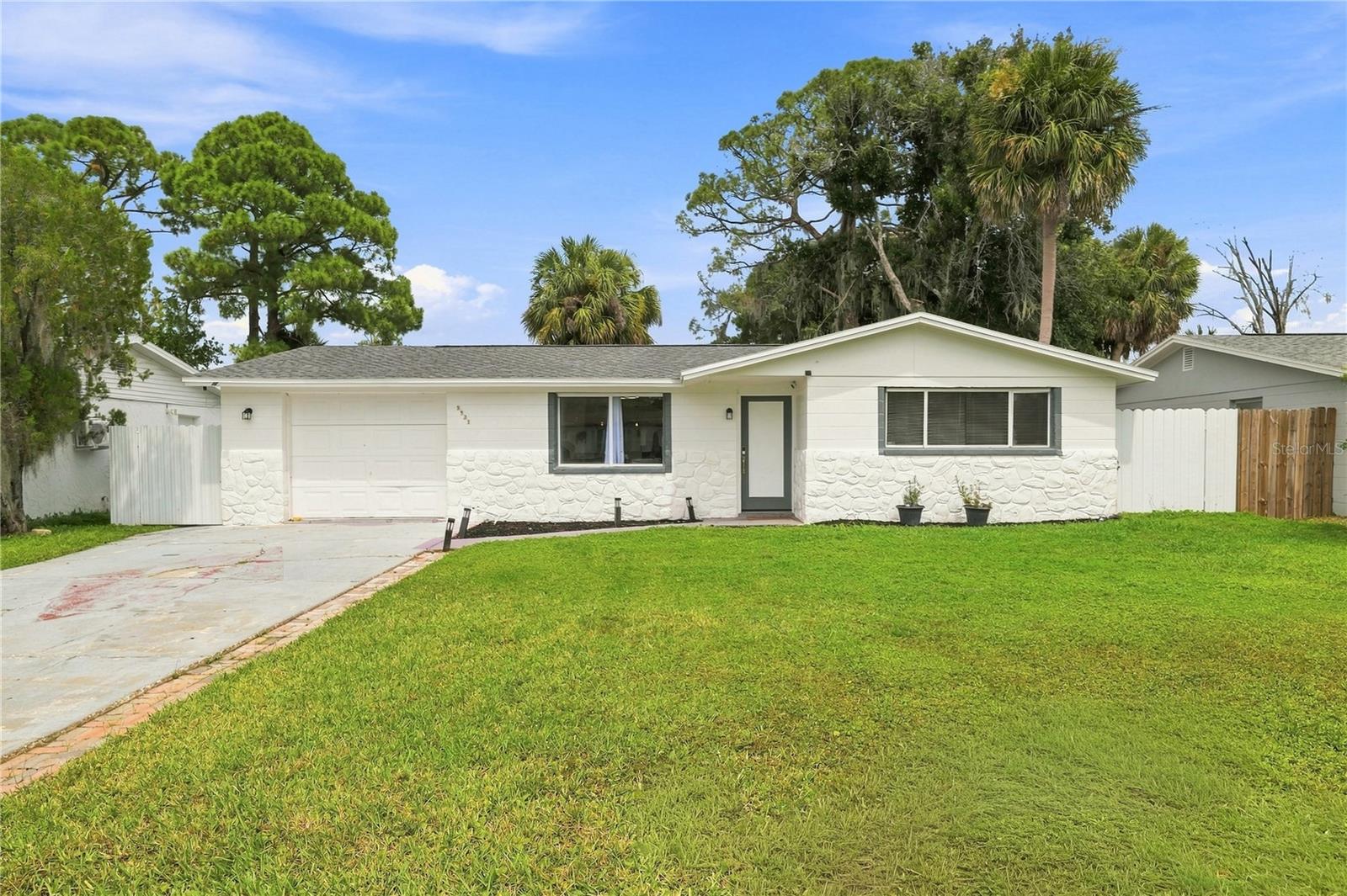5531 Quist Dr Property Photo 1