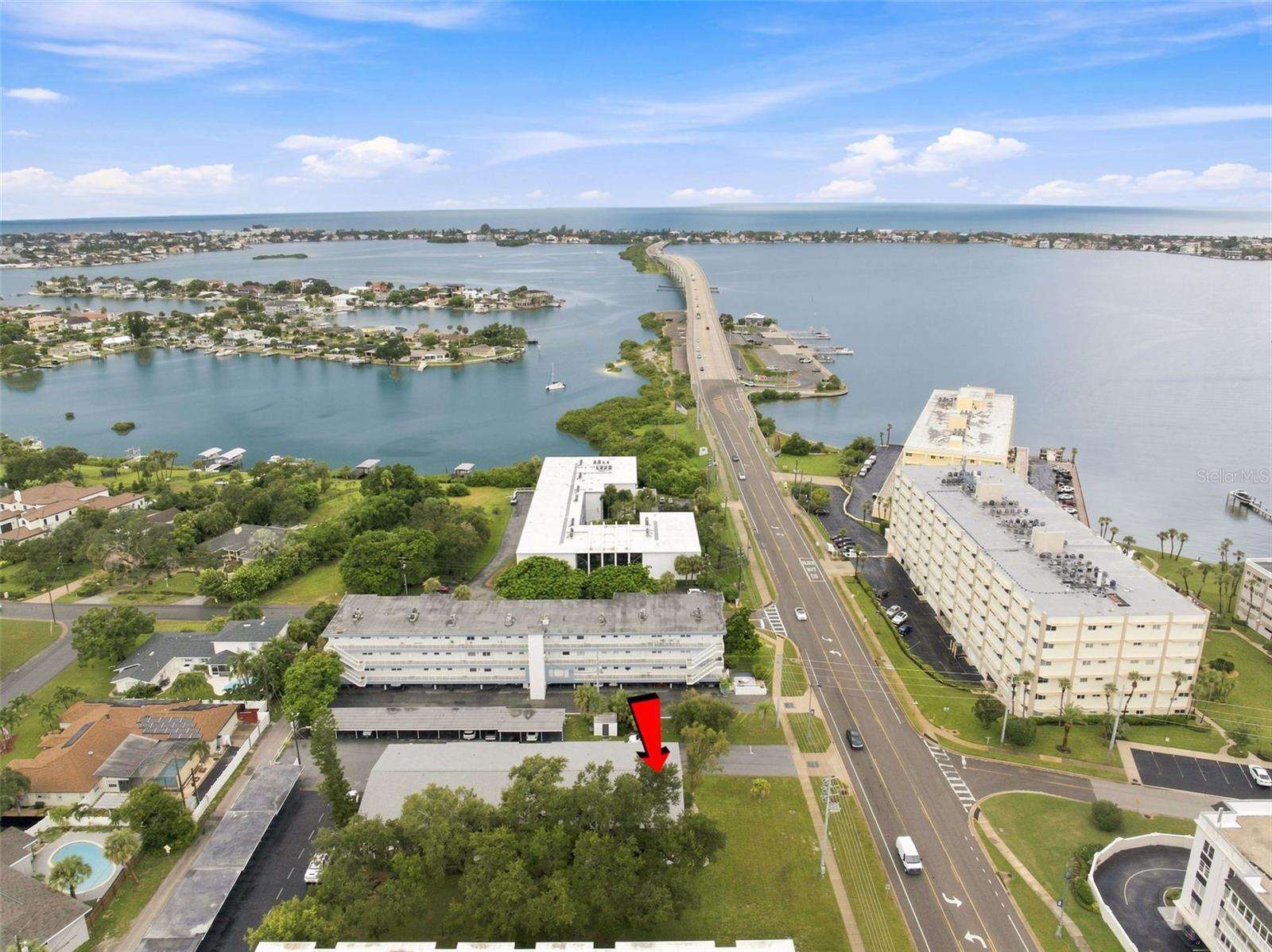 2950 W Bay Dr #b1 Property Photo 1