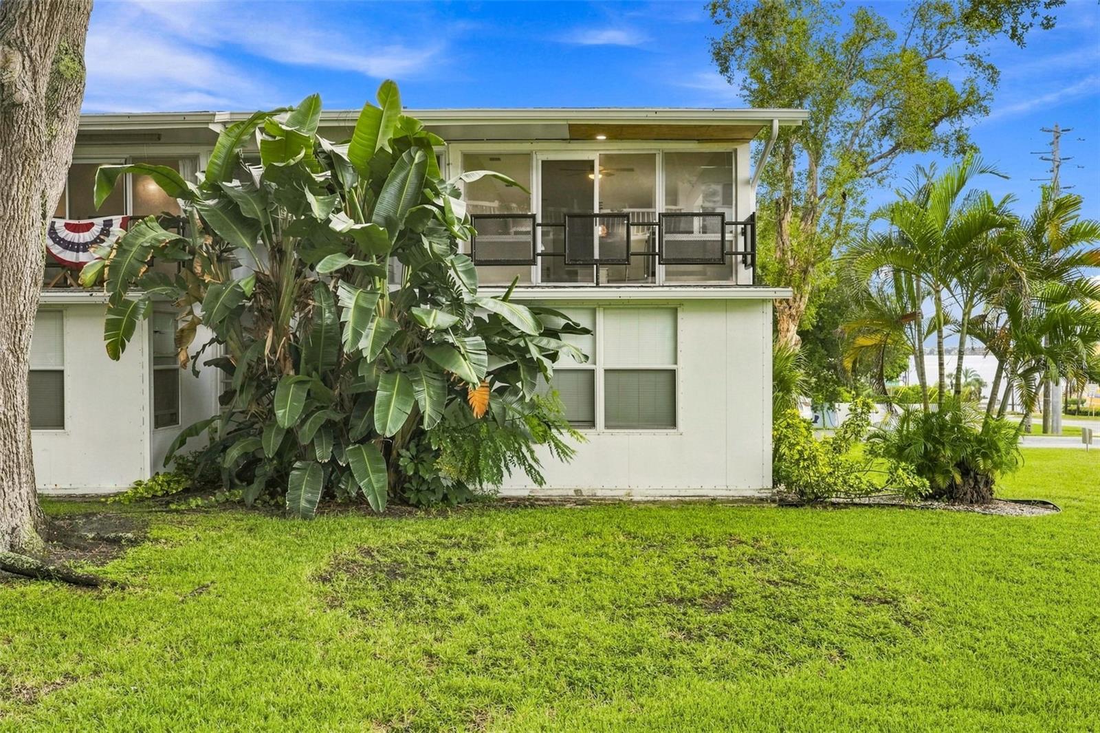 2950 W Bay Dr #b1 Property Photo 27